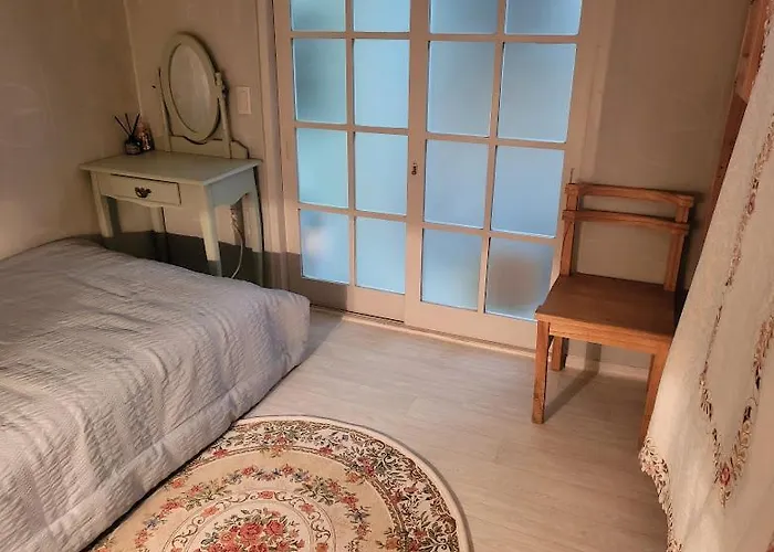 Sea House 3*