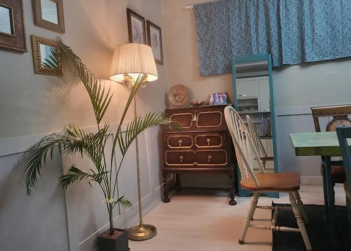 Sea House 3*